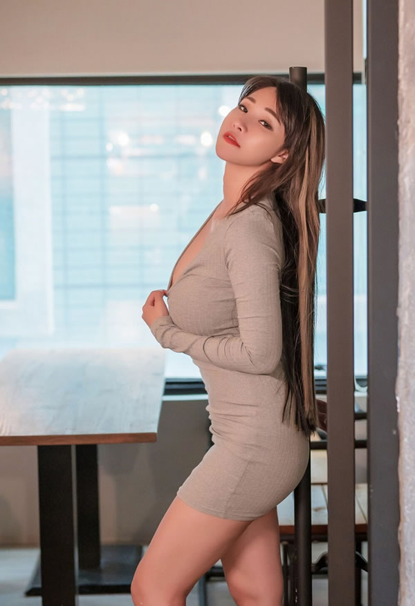 美巨乳乐乐