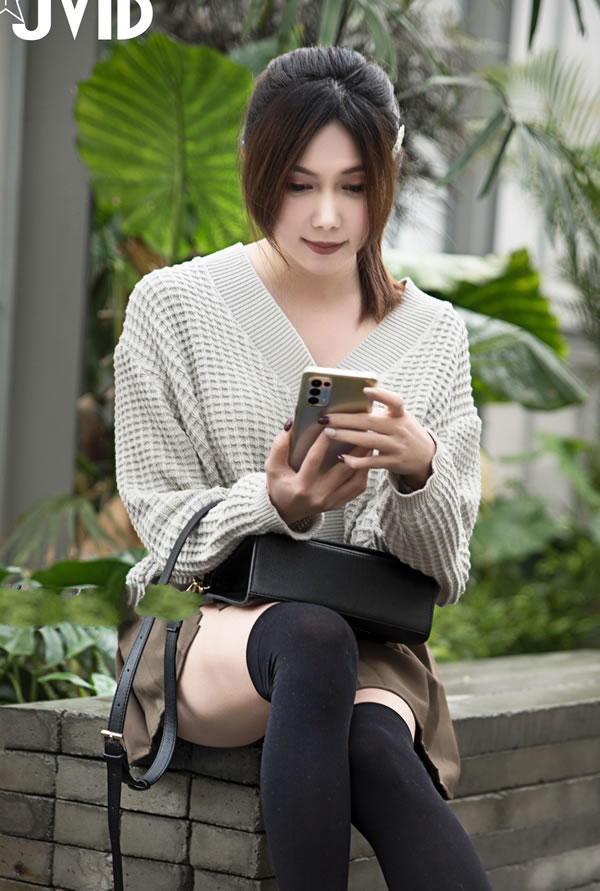 大眼美女斑比